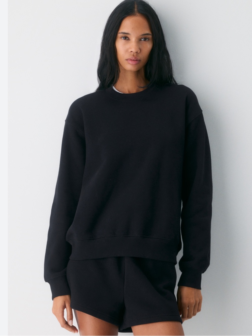 New H&M Black Crewneck Sweatshirt Size Small Cotton - Picture 10 of 10